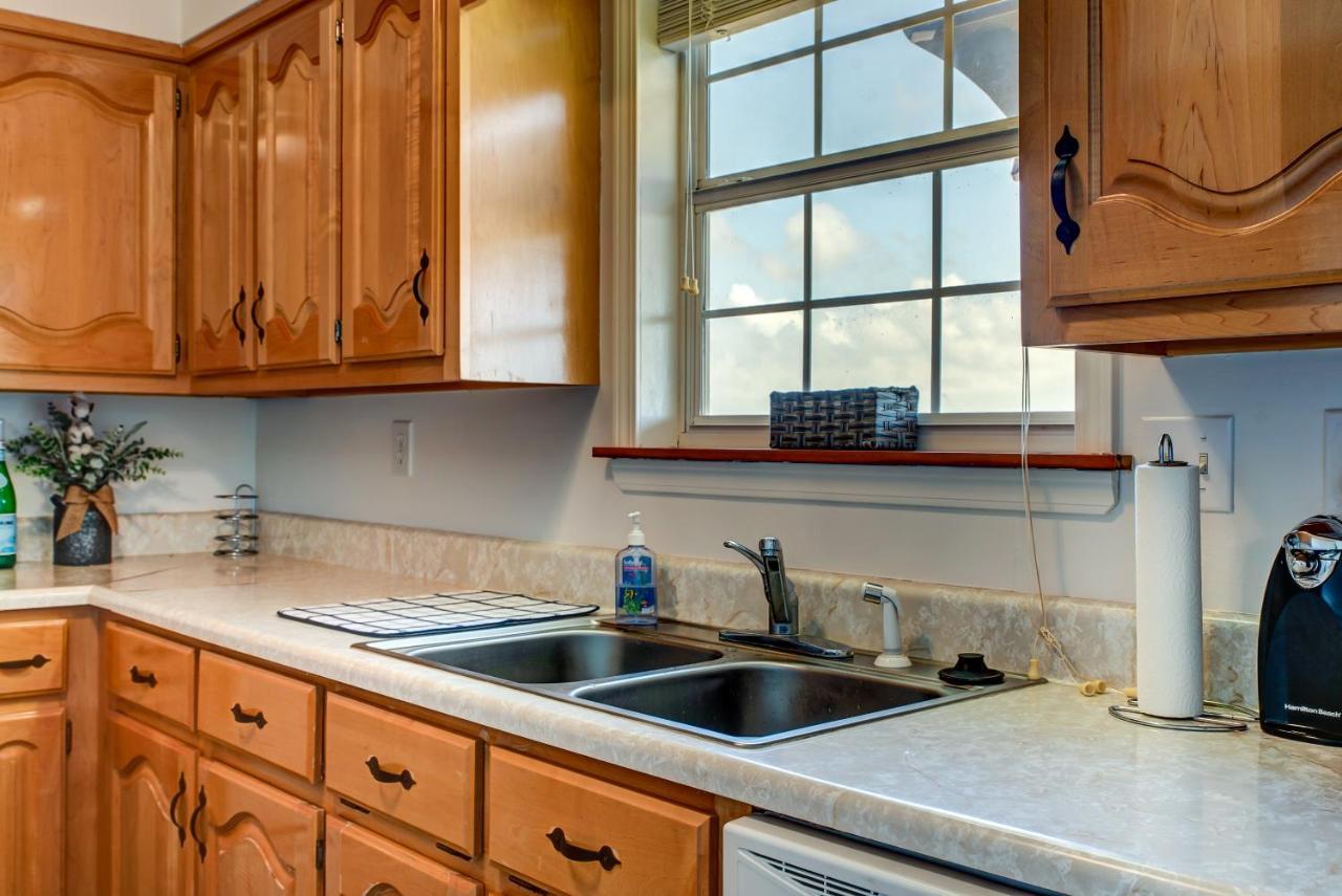 Saltaire - Pet Friendly! Amazing Wrap Around Porch - Steps From The Bay And A Short Walk To The Gulf Home Dauphin Island Exterior photo